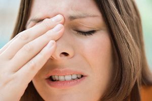 Nguyên nhân, triệu chứng và cách điều trị sùi mào gà ở mắt